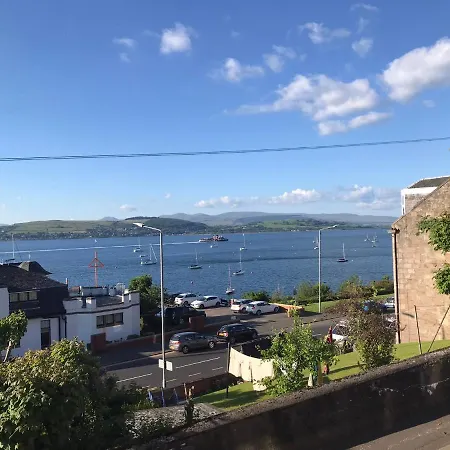 Beautiful 3-Bed Apartment In Gourock Exterior photo