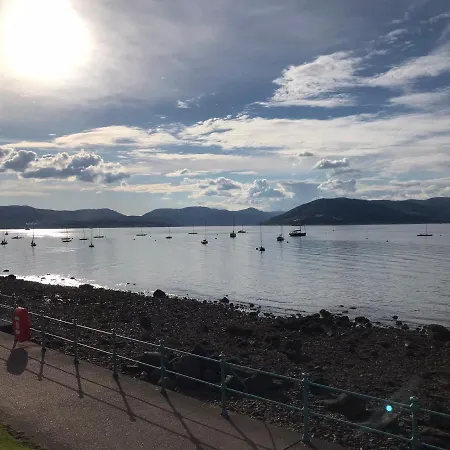 Beautiful 3-Bed Apartment In Gourock Exterior photo