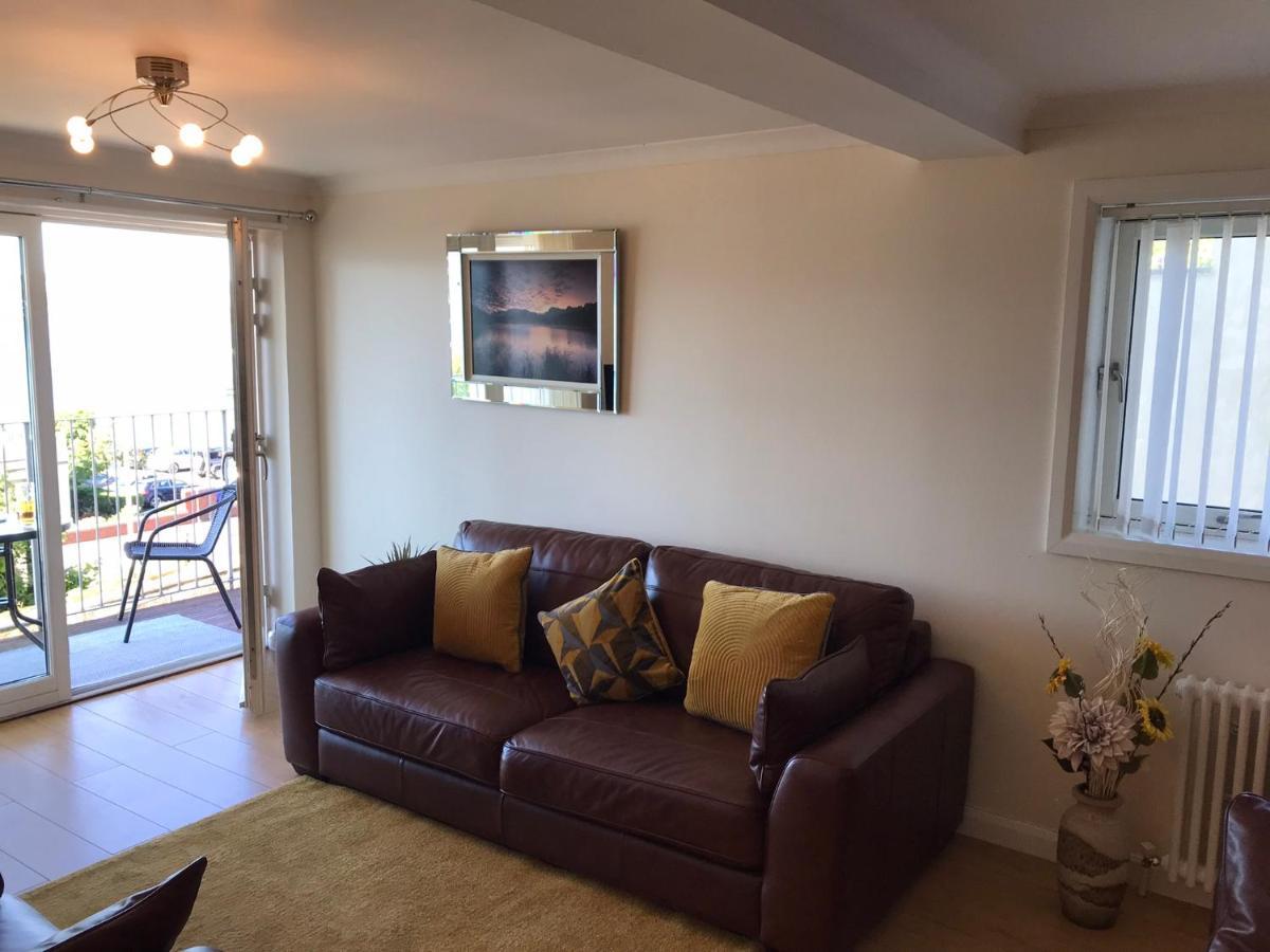 Apartment Beautiful 3-bed In